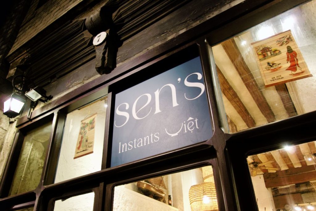 Sen s Table Vietnamienne Traditionnelle Et R confortante Nantes