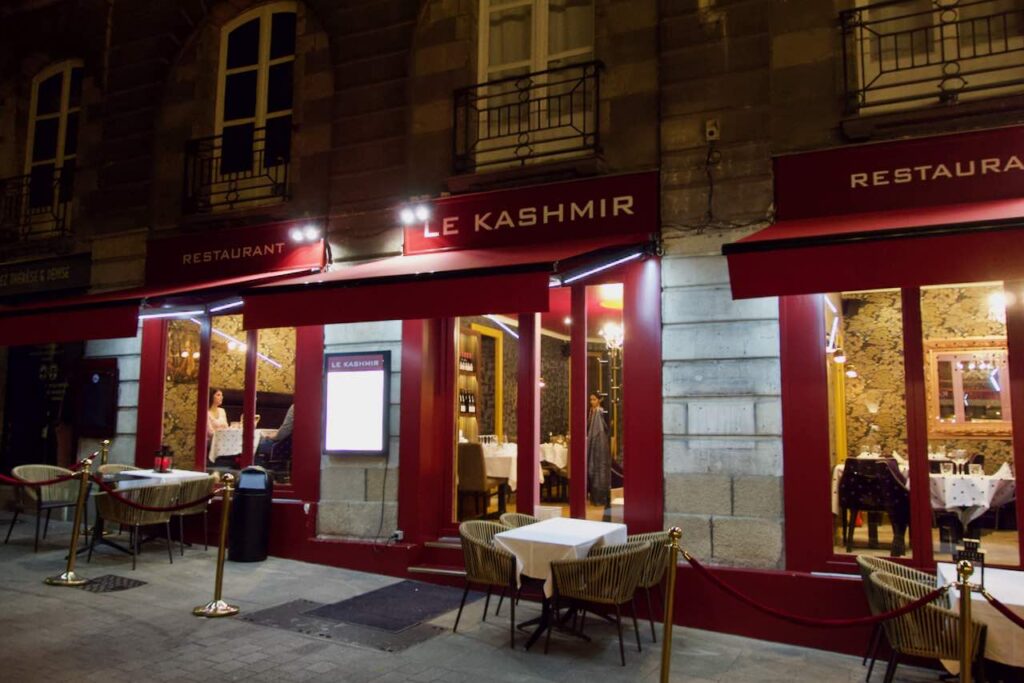 Devanture du restaurant Le Kashmir